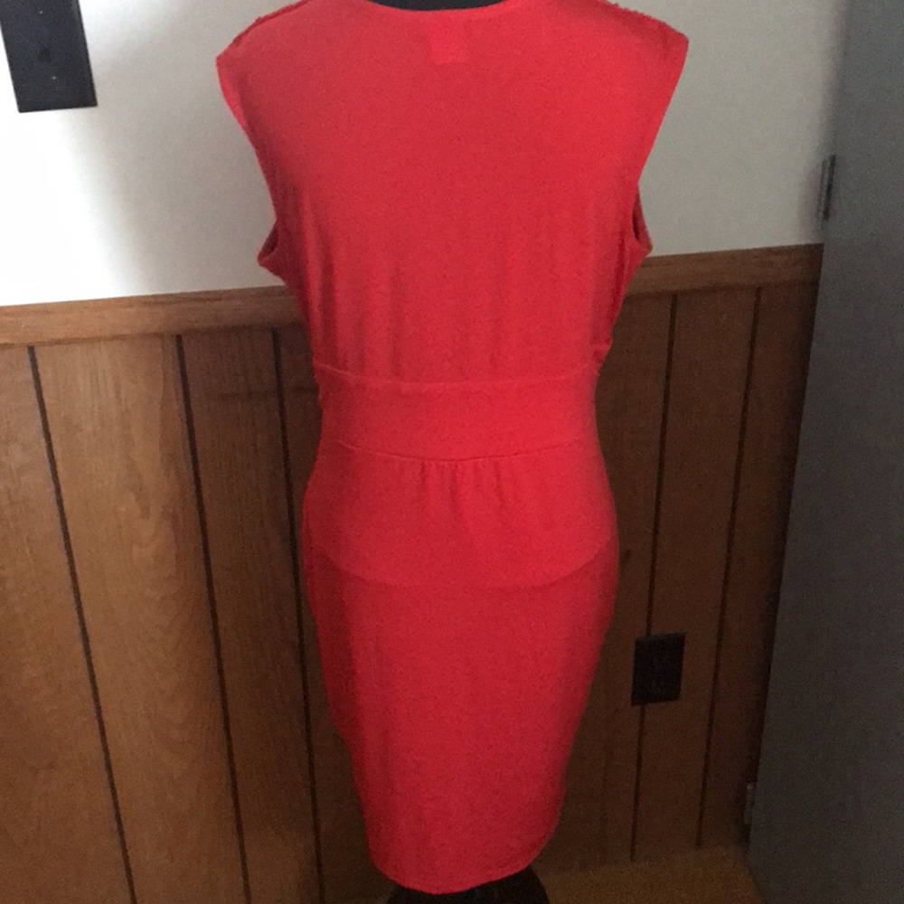 Red Venus Dress Size 10 - Picture 3 of 7